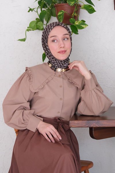 Karamel Yakası Fırfırlı Gömlek
