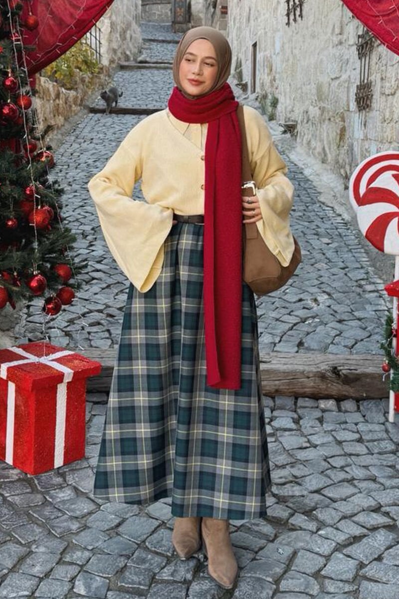 Zümrüt Ekose Kloş Etek