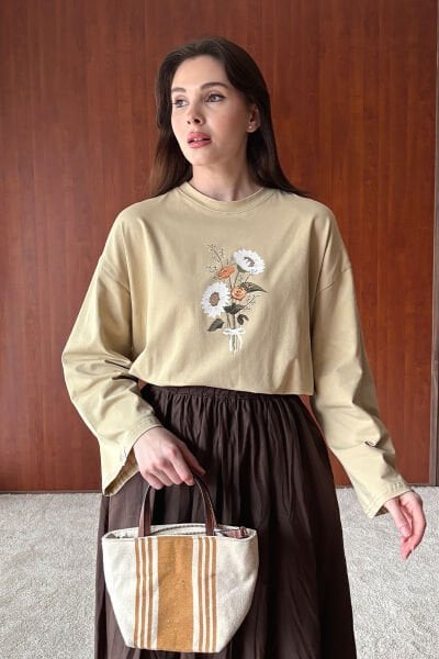 Bej Papatya Baskılı Basic Body