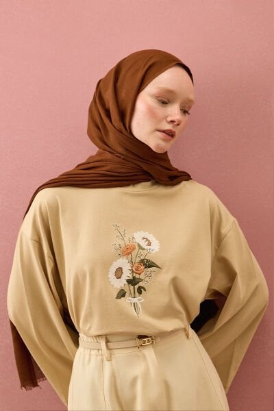 Bej Papatya Baskılı Basic Body