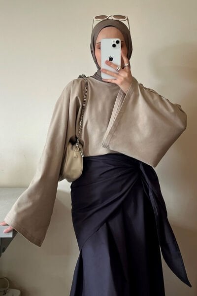 Taş Süprem Yarasa Kol Crop & Siyah Bağlamalı Pamuk Etek