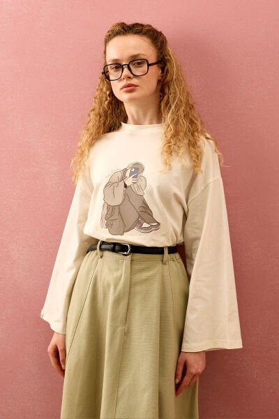 Ekru Kız Baskılı Basic Body