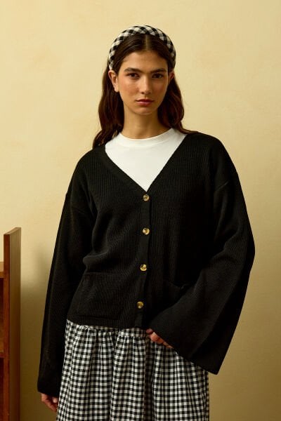 Siyah İspanyol Kol Triko Hırka