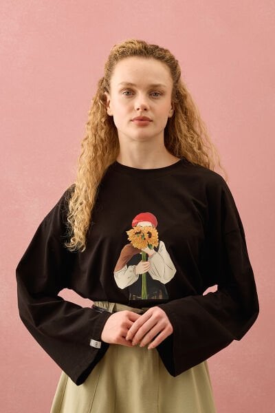 Acı Kahve Çiçekli Kız Baskılı Basic Body