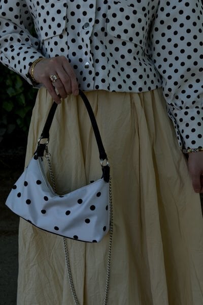 Beyaz Siyah Puantiyeli Keten Ceket & ereyağ Sarısı Kraşlı Balon Etek