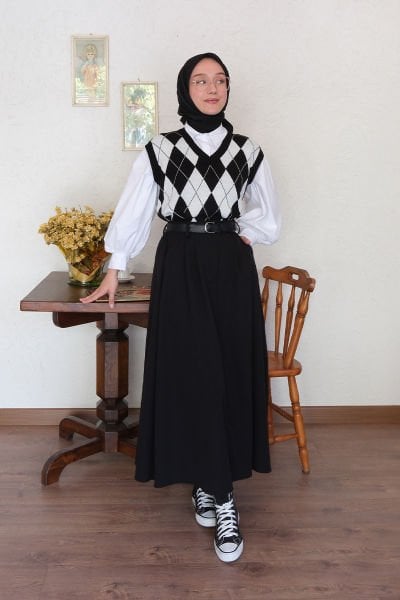 Siyah Krep Tek Düğmeli Etek