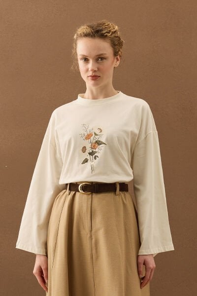 Ekru Papatya Baskılı Basic Body