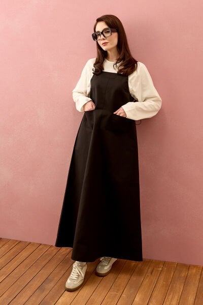 Siyah Keten İki Cepli Etekli Salopet