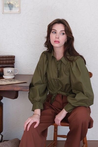 Haki Klasik Yaka Crop Gömlek