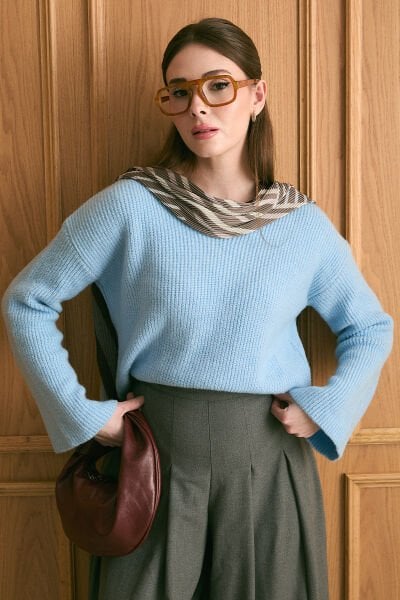 Bebe Mavisi V Yaka Triko Kazak