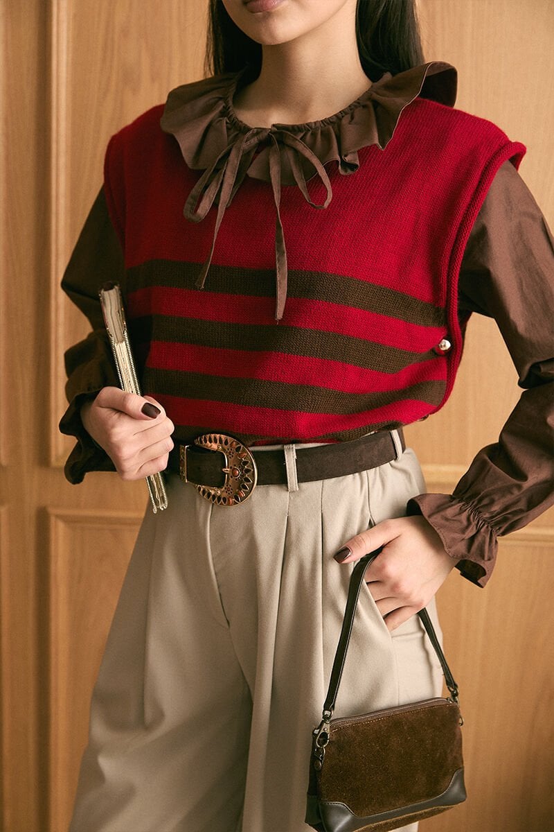 Acı Kahve Bebe Yaka Fiyonklu Gömlek