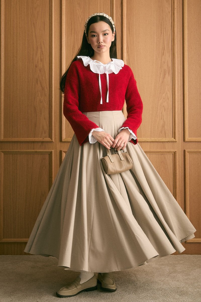 Kırmızı V Yaka Triko Kazak & Vizon Parçalı Etek Takım