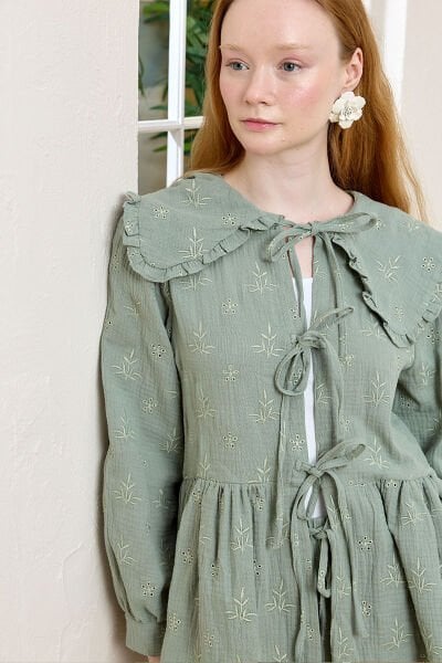 Çağla Fistolu Müslin Robalı Fiyonklu Bluz