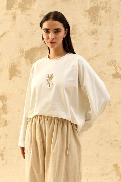 Ekru Buğday Nakışlı Süprem Reglan Kol Body