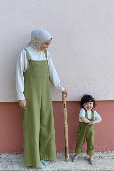 Anne - Çocuk Yağ Yeşili Duck Keten Salopet Tulum & Anne - Çocuk Ekru Body