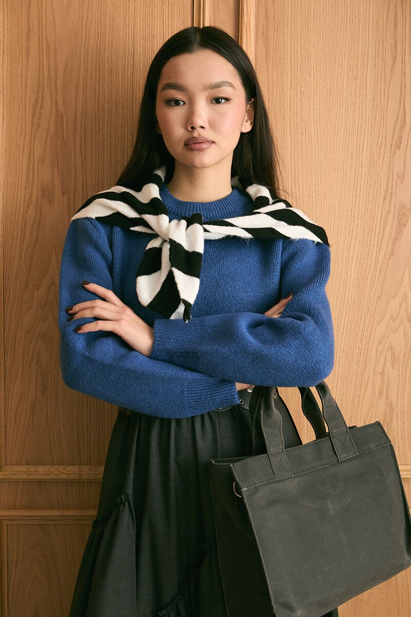 Siyah Çizgili Atkı