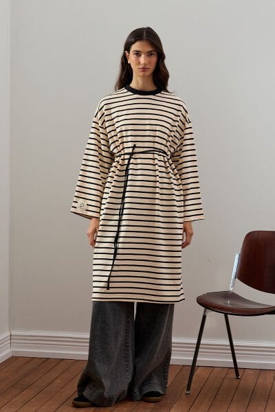 Siyah 2 İplik Tesettür Çizgili Tunik