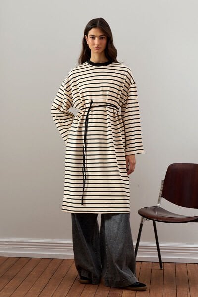 Siyah 2 İplik Tesettür Çizgili Tunik