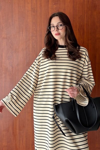 Siyah 2 İplik Tesettür Çizgili Tunik