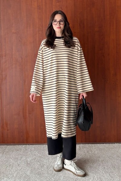 Siyah 2 İplik Tesettür Çizgili Tunik