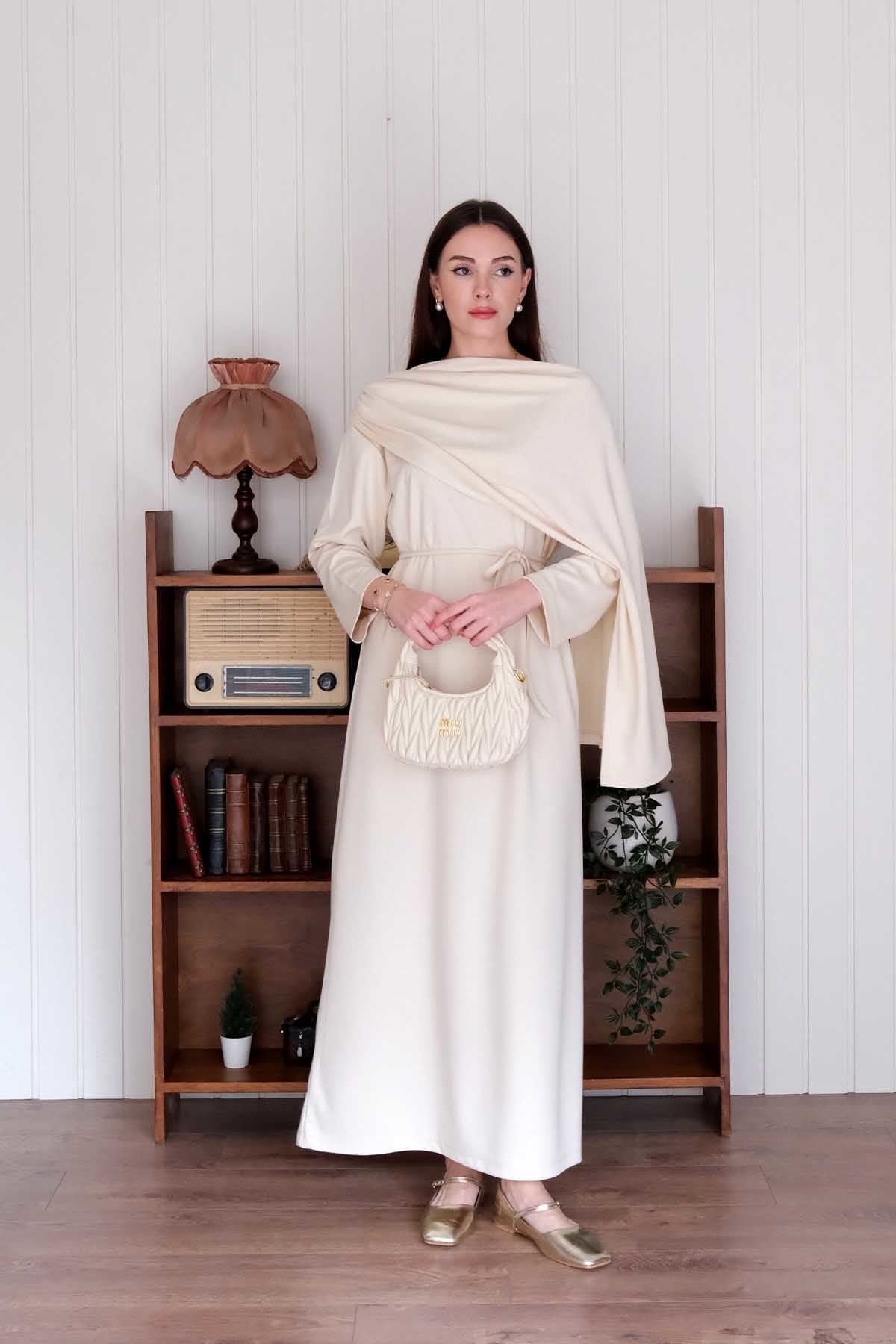 Krem Oysho Şal Yaka Elbise