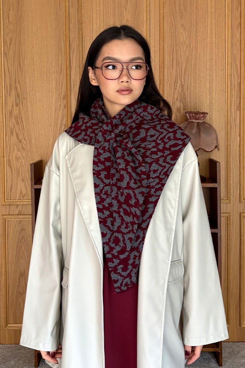 Bordo Leopar Desenli Atkı