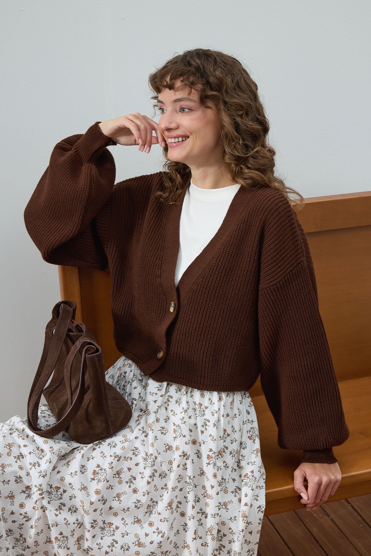 Acı Kahve Balon Kol Triko Hırka