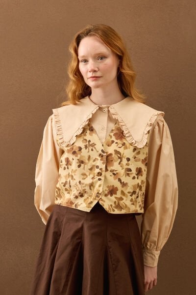 Karamel Çiçek Desenli Vintage Yelek