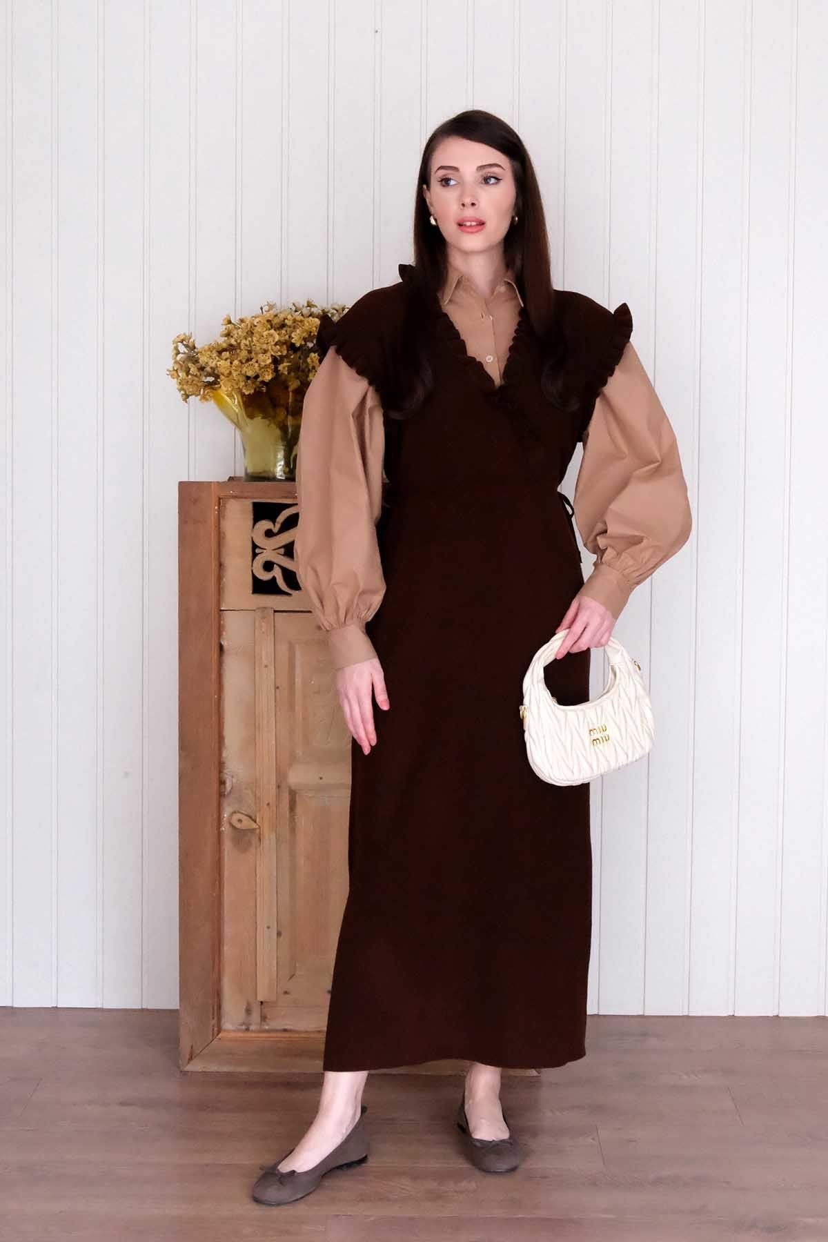 Acı Kahve Triko Fırfır Yaka jile