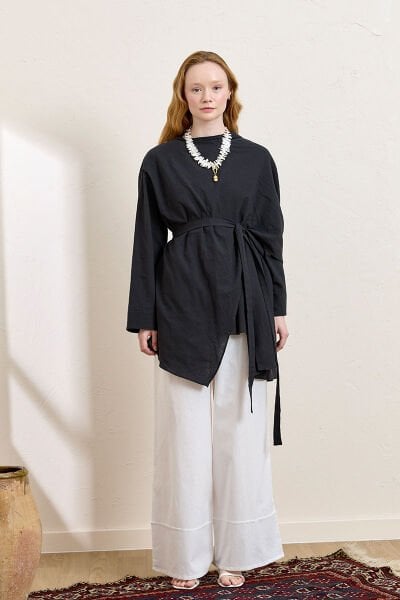 Siyah Organik Keten Şal Detay Tunik & Beyaz Double Paça Pantolon Takım