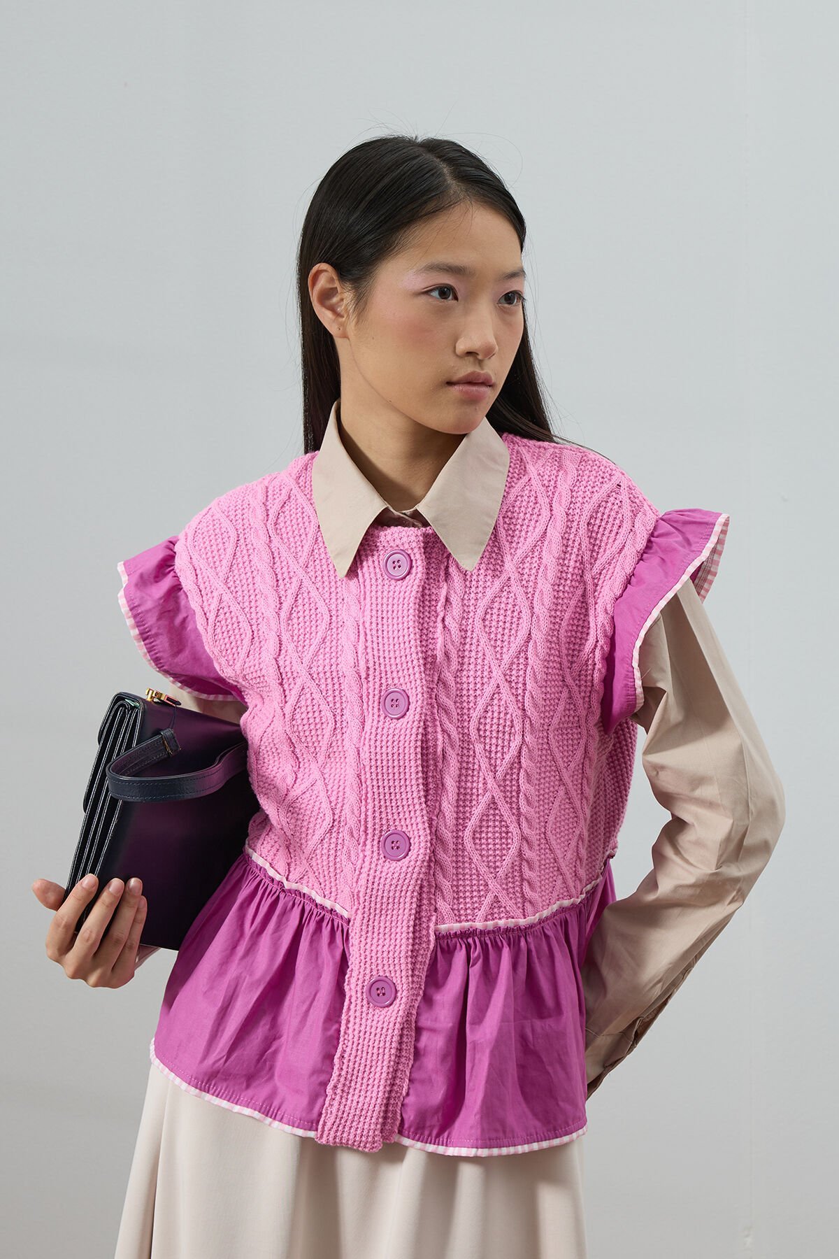 Pembe Fırfırlı Triko Yelek