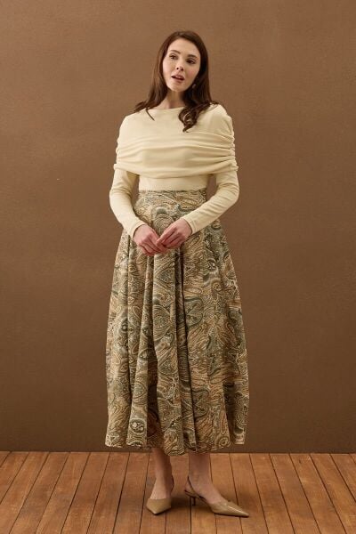 Krem Oysho Büzgü Detaylı Bluz & Vizon Etnik Desenli Parçalı Etek Takım