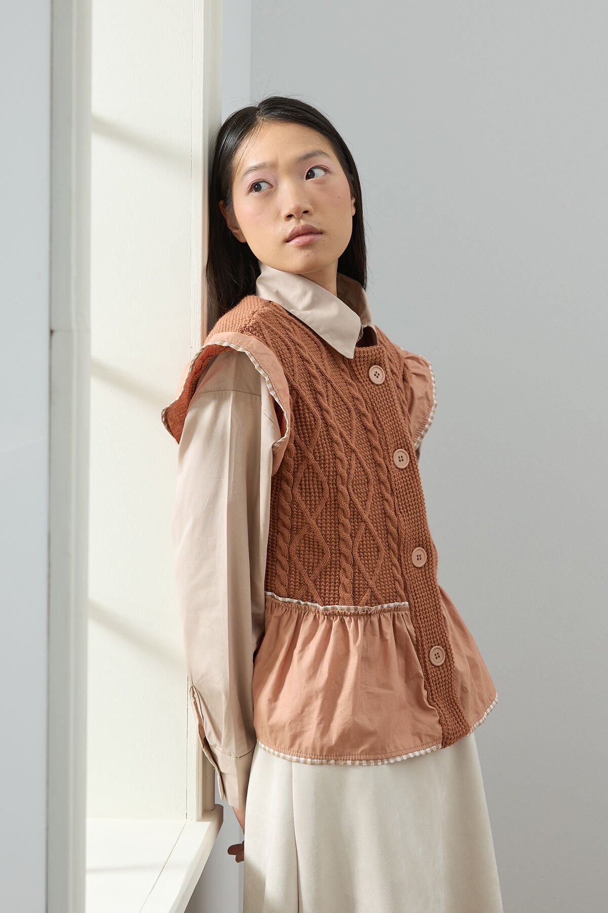 Somon Fırfırlı Triko Yelek