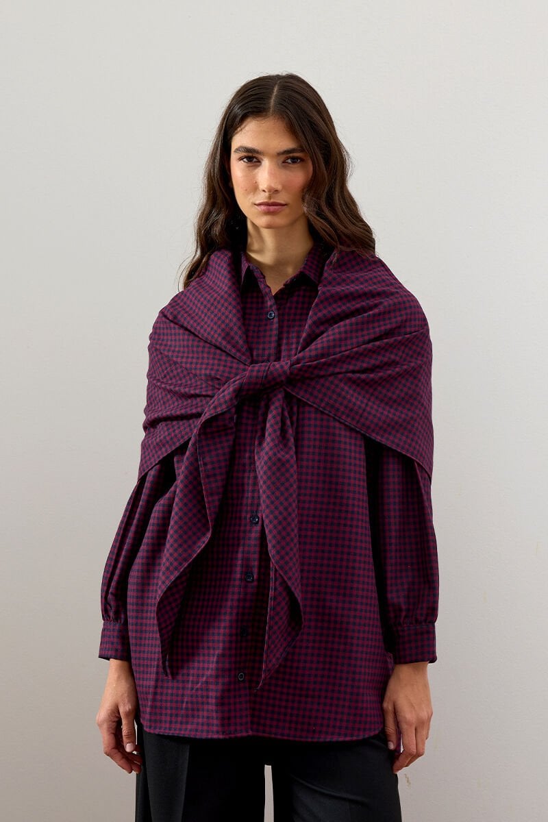 Bordo Atkı Detaylı Pötikare Gömlek