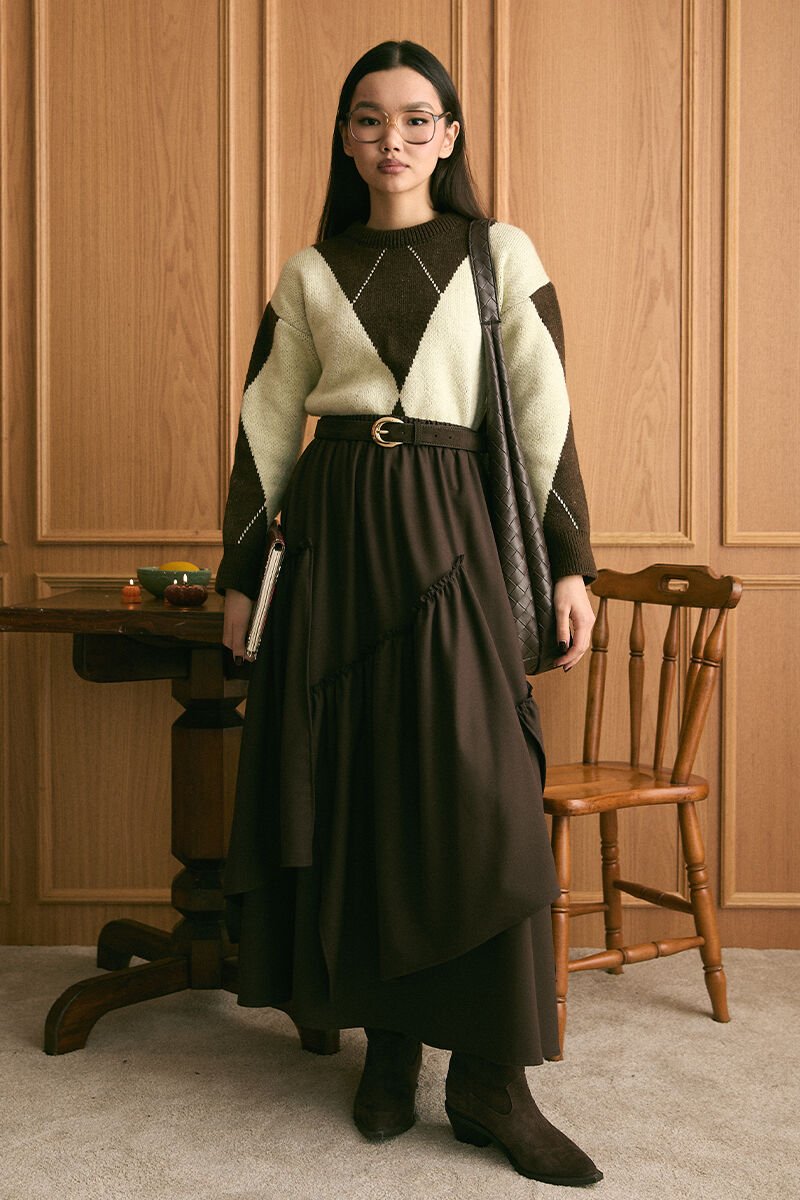 Tereyağ Sarısı Baklava Desen Triko Kazak & Acı Kahve Poliviskon Bohem Kat Etek Takım