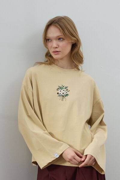 Bej Nakışlı Body