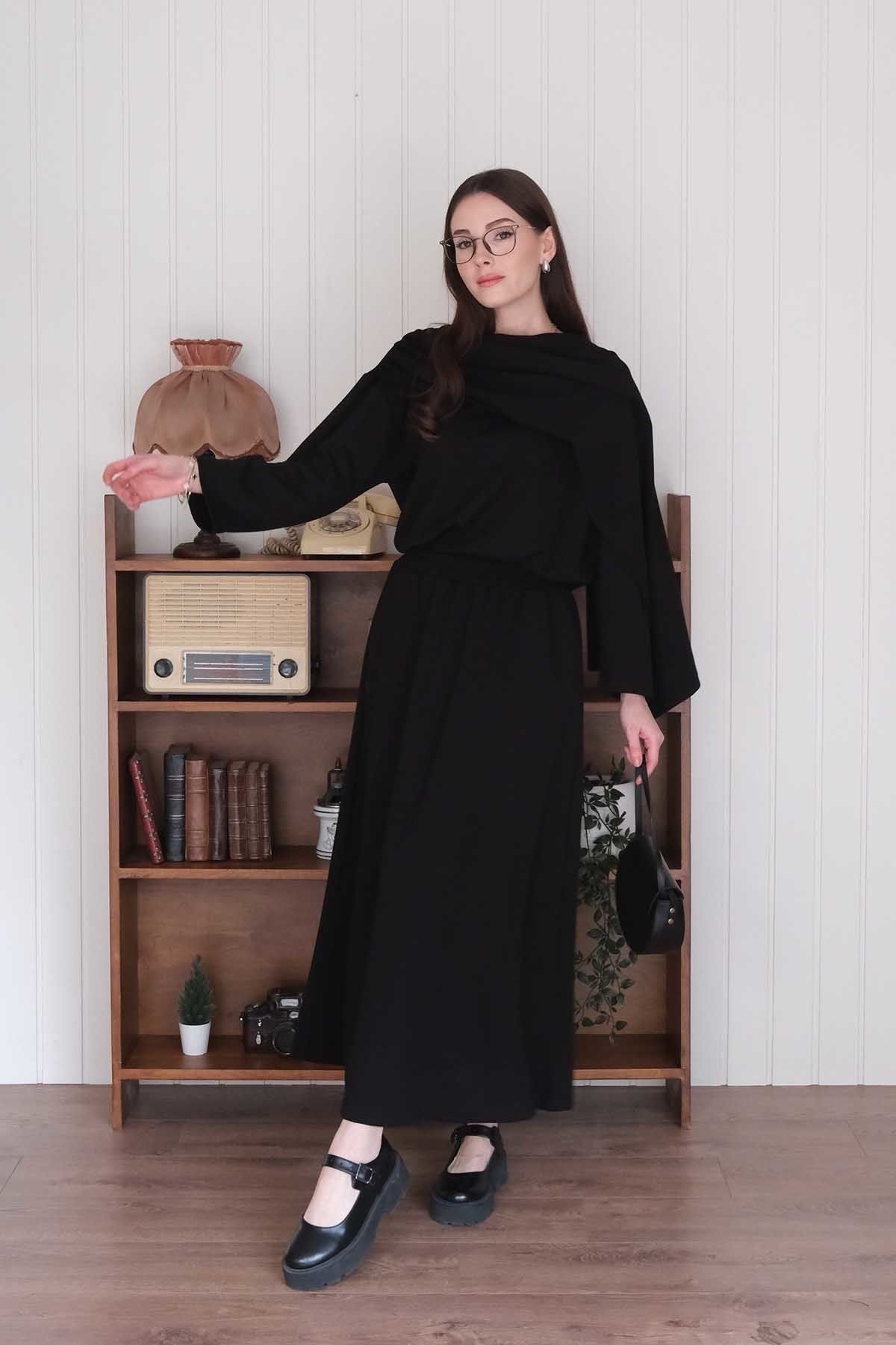 Siyah Oysho Etek & Oysho Atkılı Bluz Takım