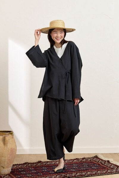 Siyah Organik Keten Bağlamalı Tunik & Şalvar Pantolon Takım