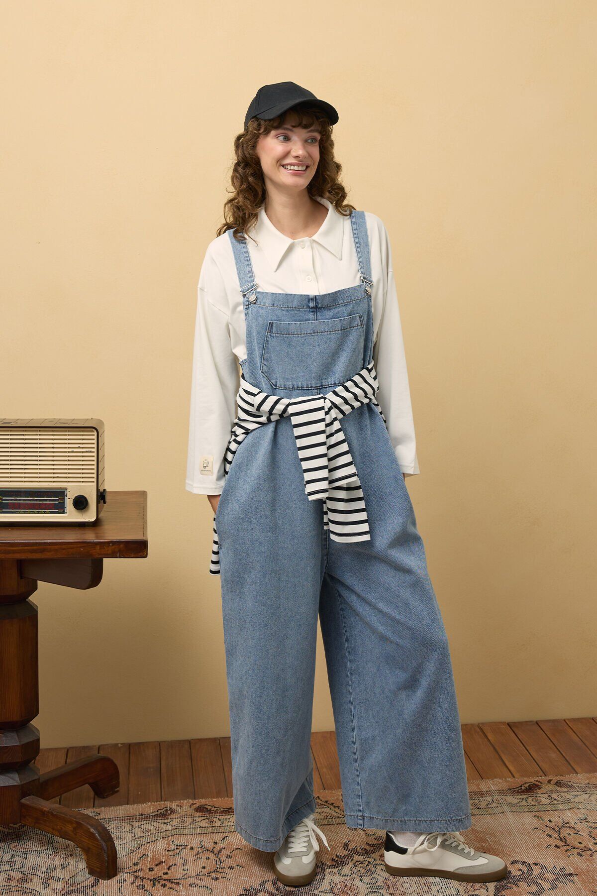 Ekru Süprem Polo Yaka Body & Buz Mavisi Kot Salopet Tulum