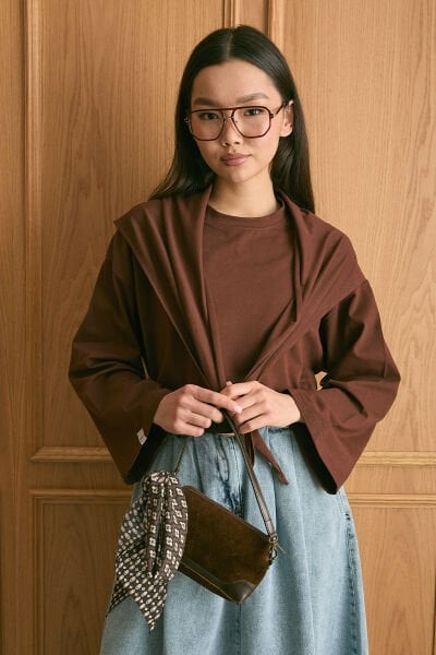 Açık Kahve Fularlı Body