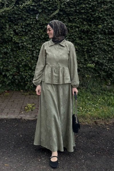 Çağla Yeşili Jakarlı Gömlek Etek Takım