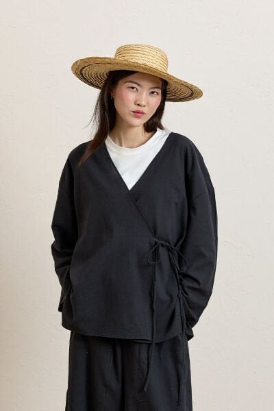 Siyah Organik Keten Bağlamalı Tunik