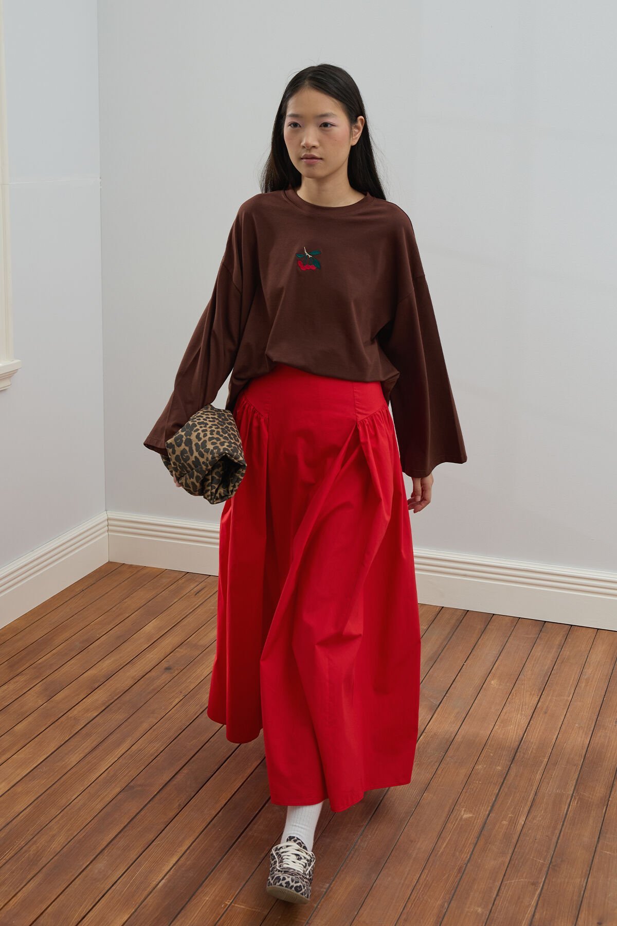 Kırmızı Pile Detay Etek