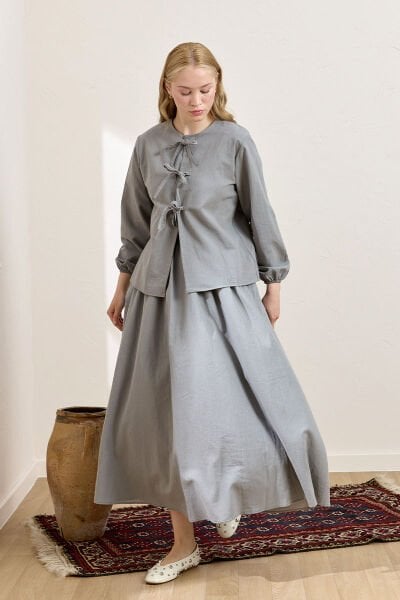 Gri Üç Fiyonklu Organik Keten Bluz & Balon Etek Takım