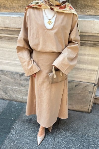 Karamel Organik Keten  Anvelop Etek & V Yaka Bluz Takım