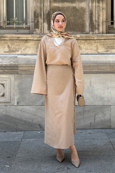 Karamel Organik Keten  Anvelop Etek & V Yaka Bluz Takım