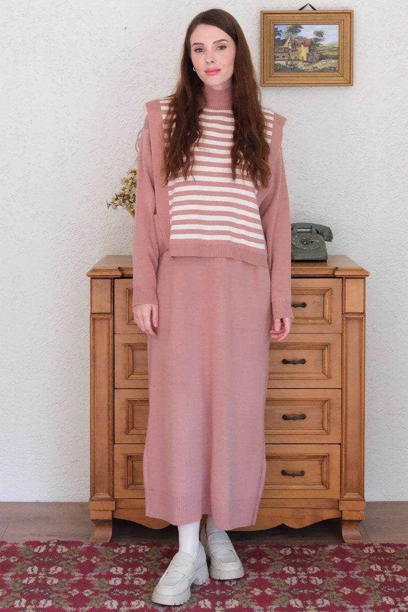 Beyaz Çizgili Gül Kurusu Süveter Triko Elbise Takım