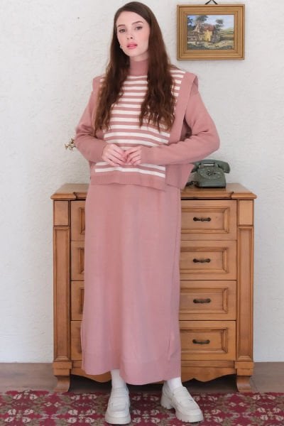 Beyaz Çizgili Gül Kurusu Süveter Triko Elbise Takım