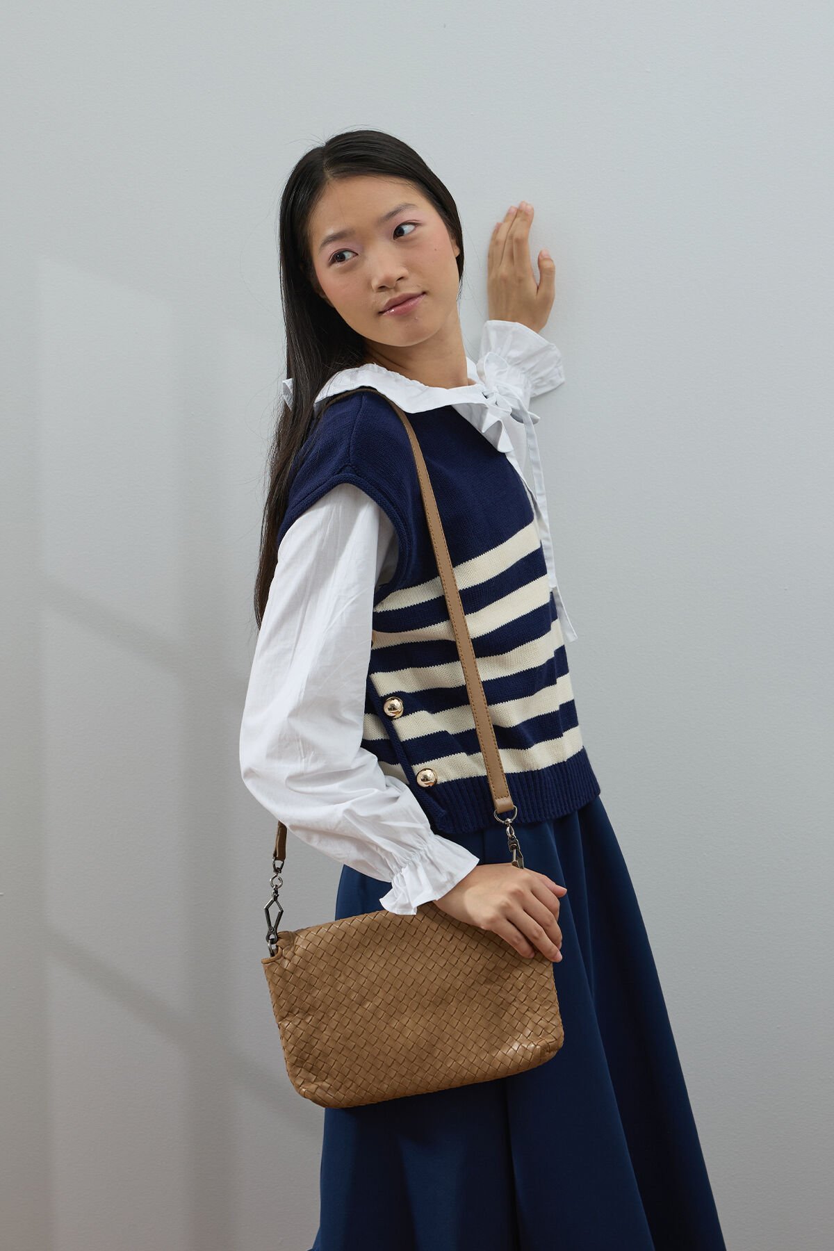 İndigo Çizgi Detaylı Süveter