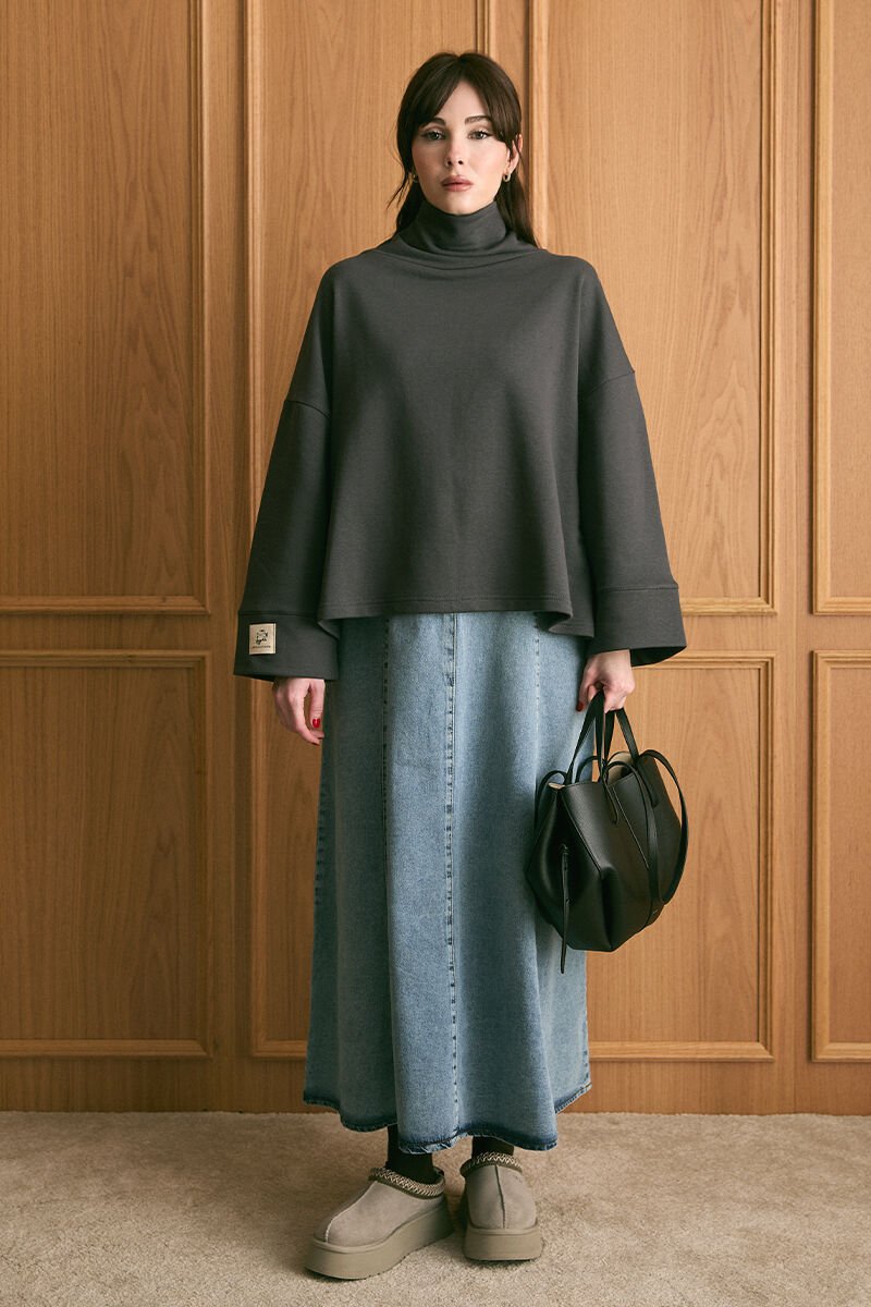 Antrasit Dik Yaka Kışlık Body & Buz Mavisi Kot Kloş Etek Takım